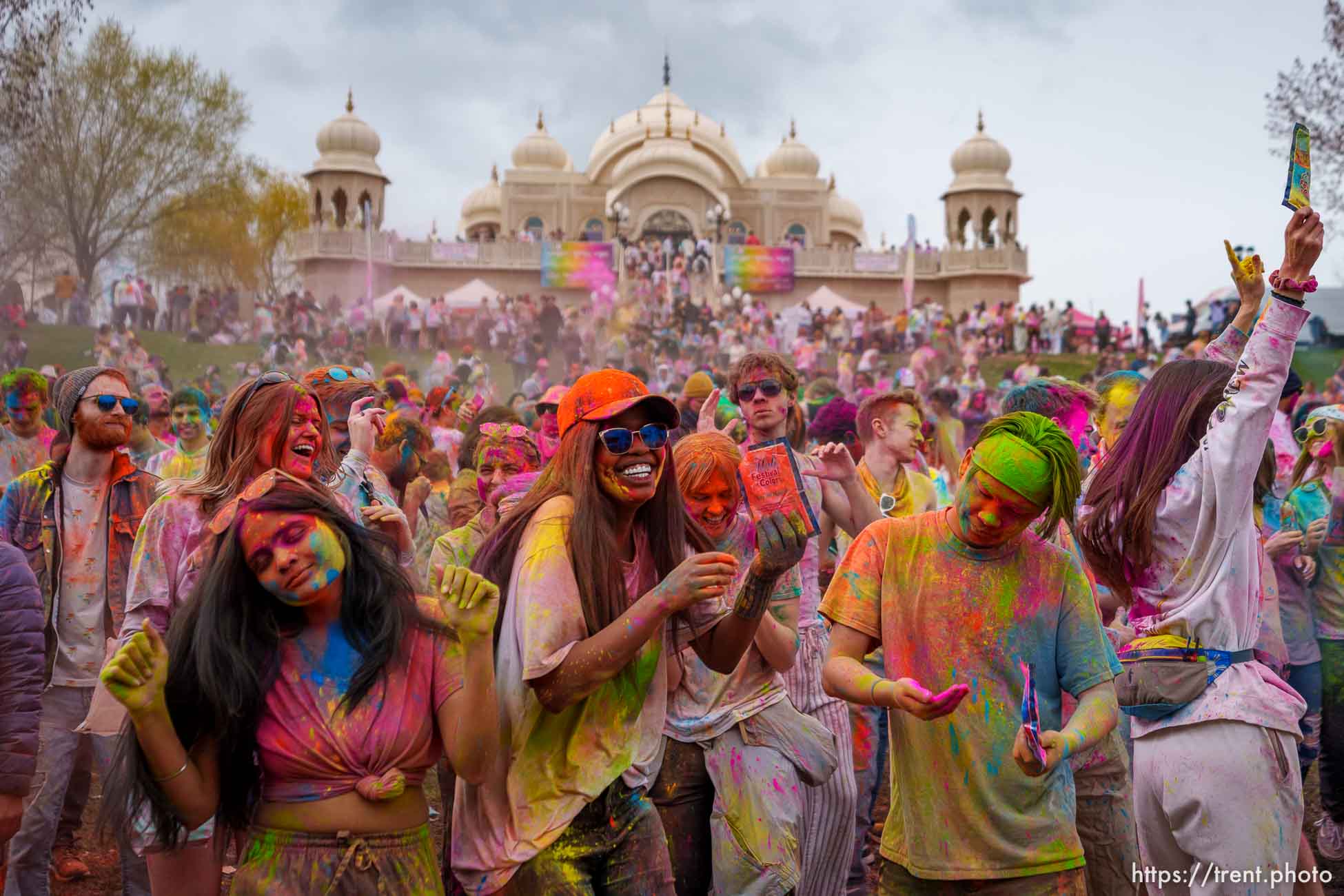 (Trent Nelson  |  The Salt Lake Tribune) The Holi Festival of Colors at the Spanish Fork Krishna Temple on Saturday, March 30, 2024.