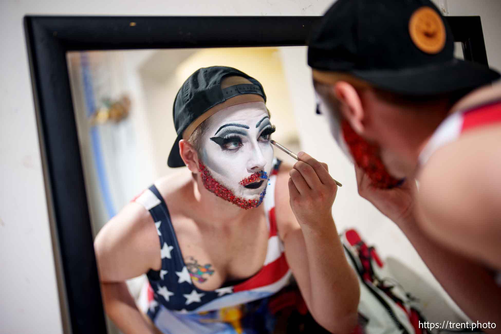 (Trent Nelson | The Salt Lake Tribune) Karma Zabich prepares for the Freedom to the Queens drag show at Edge of the World Brewery in Colorado City, Ariz., on Thursday, July 4, 2024.