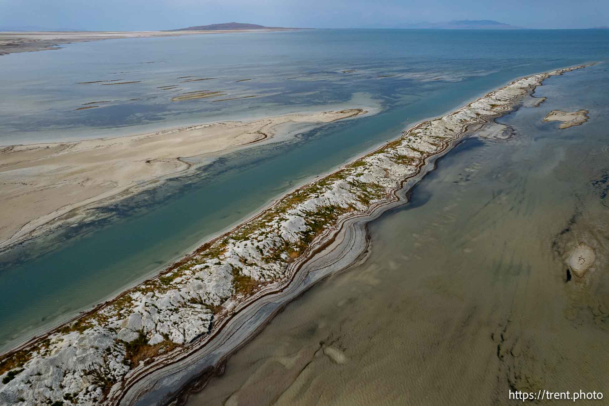 (Trent Nelson  |  The Salt Lake Tribune) The Great Salt Lake north of Stansbury Island on Saturday, July 27, 2024.