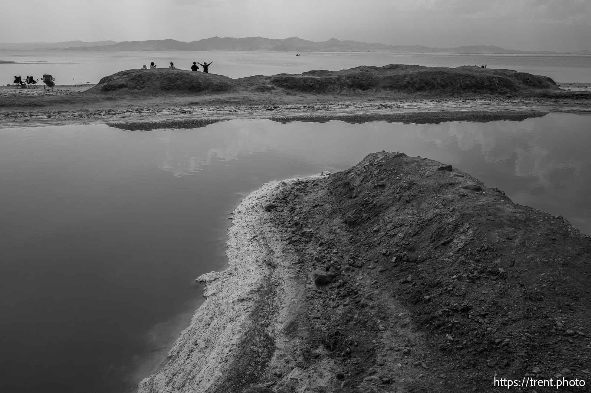 (Trent Nelson  |  The Salt Lake Tribune) The Great Salt Lake and Stansbury Island on Saturday, July 27, 2024.