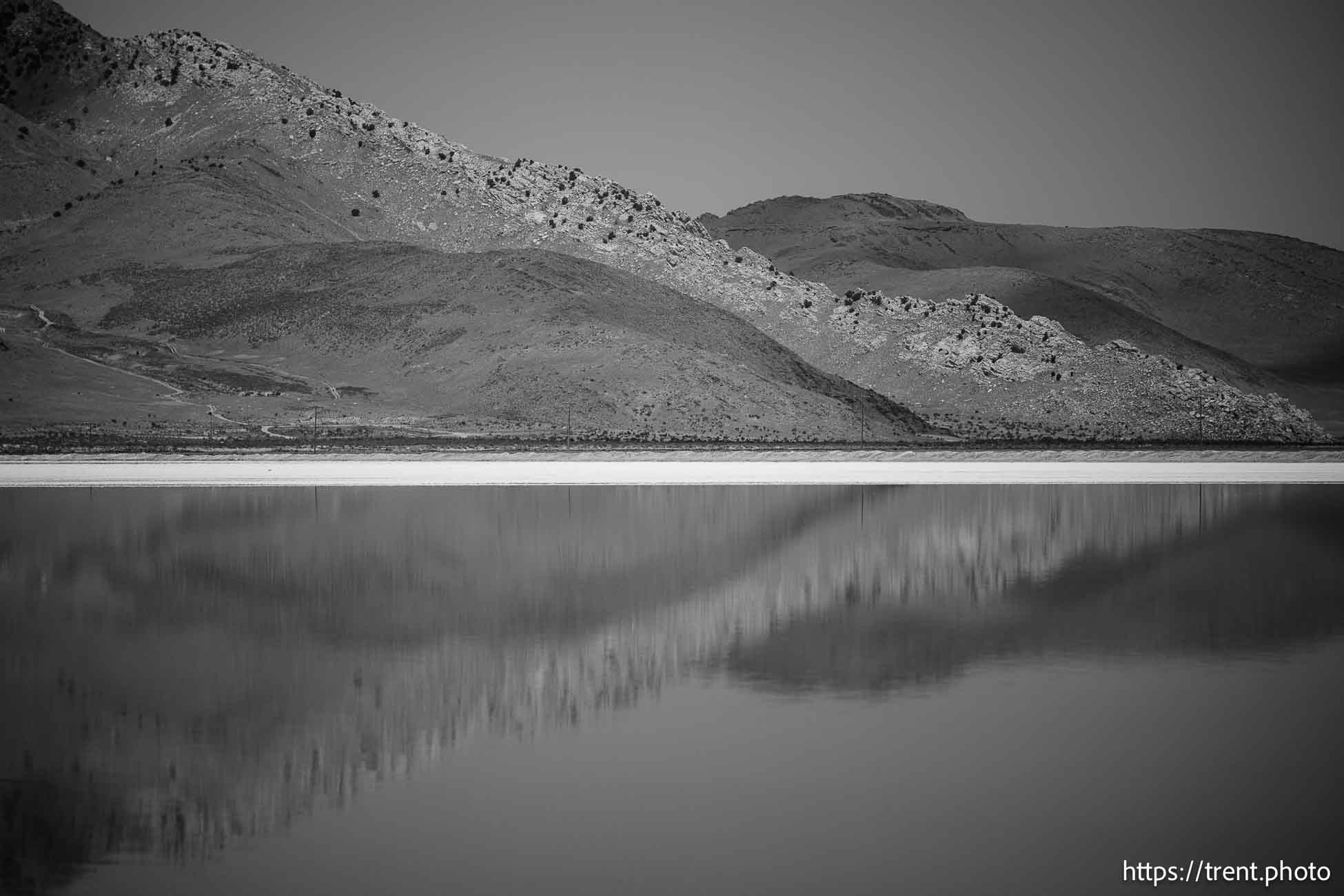 (Trent Nelson  |  The Salt Lake Tribune) The Great Salt Lake and Stansbury Island on Saturday, July 27, 2024.