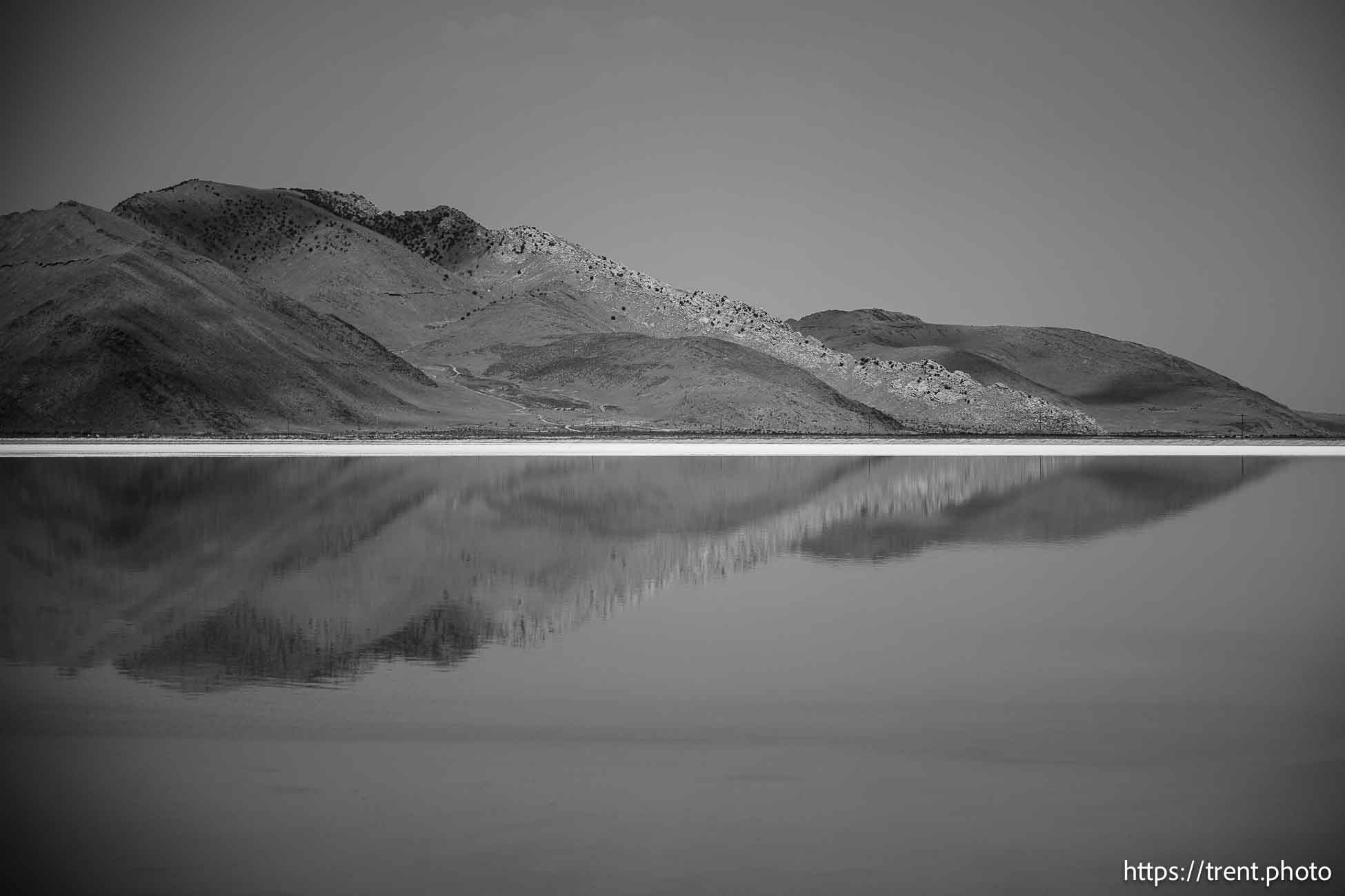 (Trent Nelson  |  The Salt Lake Tribune) The Great Salt Lake and Stansbury Island on Saturday, July 27, 2024.