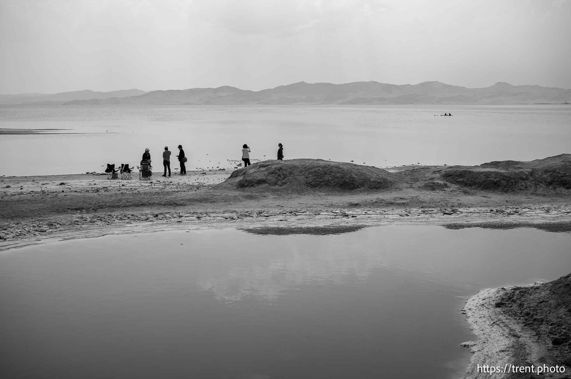 (Trent Nelson  |  The Salt Lake Tribune) The Great Salt Lake and Stansbury Island on Saturday, July 27, 2024.