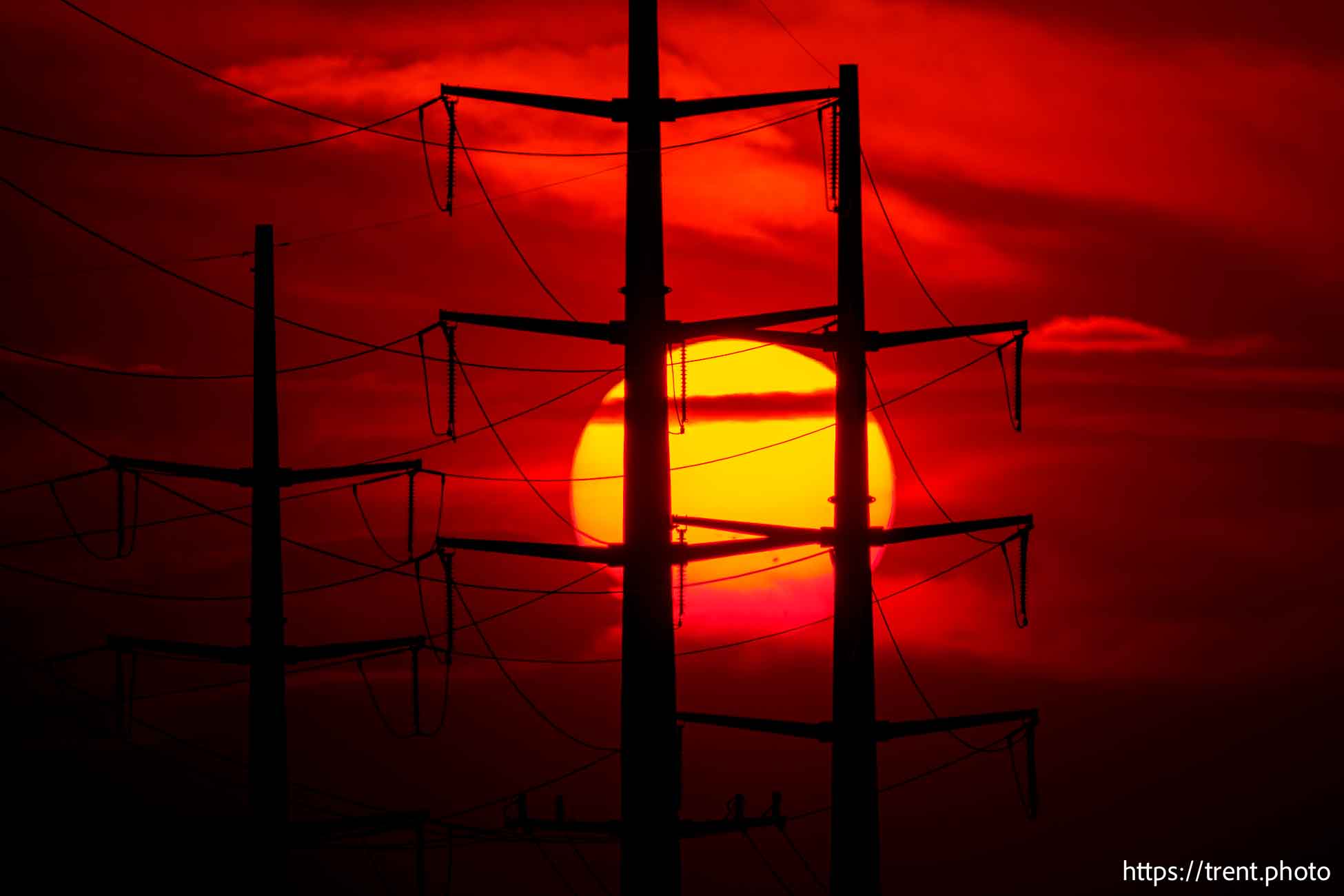 (Trent Nelson  |  The Salt Lake Tribune) The sun goes down near the Utah State Correctional Facility hours before the scheduled execution of Taberon Honie in Salt Lake City on Wednesday, Aug. 7, 2024.