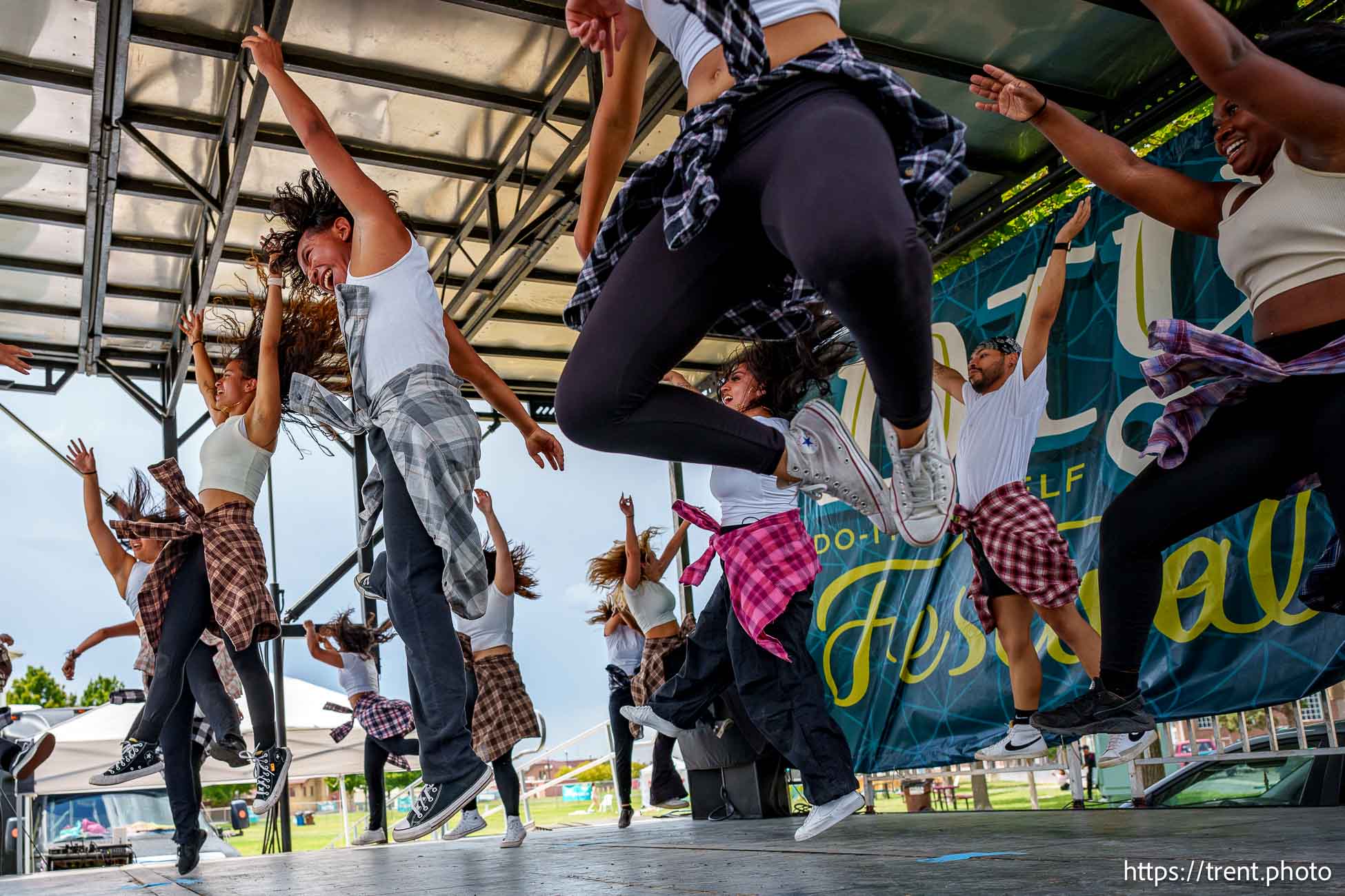 (Trent Nelson  |  The Salt Lake Tribune) Allegiant Dance Crew
performs at the Craft Lake City DIY Festival in Salt Lake City on Saturday, Aug. 10, 2024.