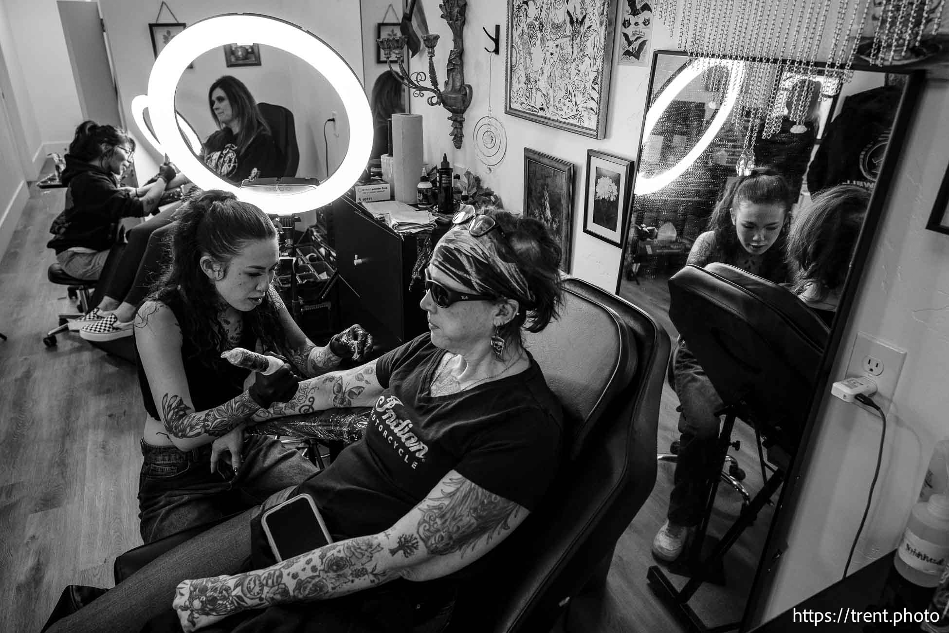 (Trent Nelson  |  The Salt Lake Tribune) Lili Deforest at Eminent Ink Tattoos in Midvale, raising funds for the National Indigenous Women's Resource Center on Saturday, Nov. 23, 2024.