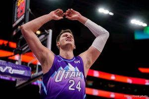 (Trent Nelson  |  The Salt Lake Tribune) Utah Jazz center Walker Kessler (24) as the Utah Jazz host the New York Knicks, NBA basketball in Salt Lake City on Saturday, Nov. 23, 2024.