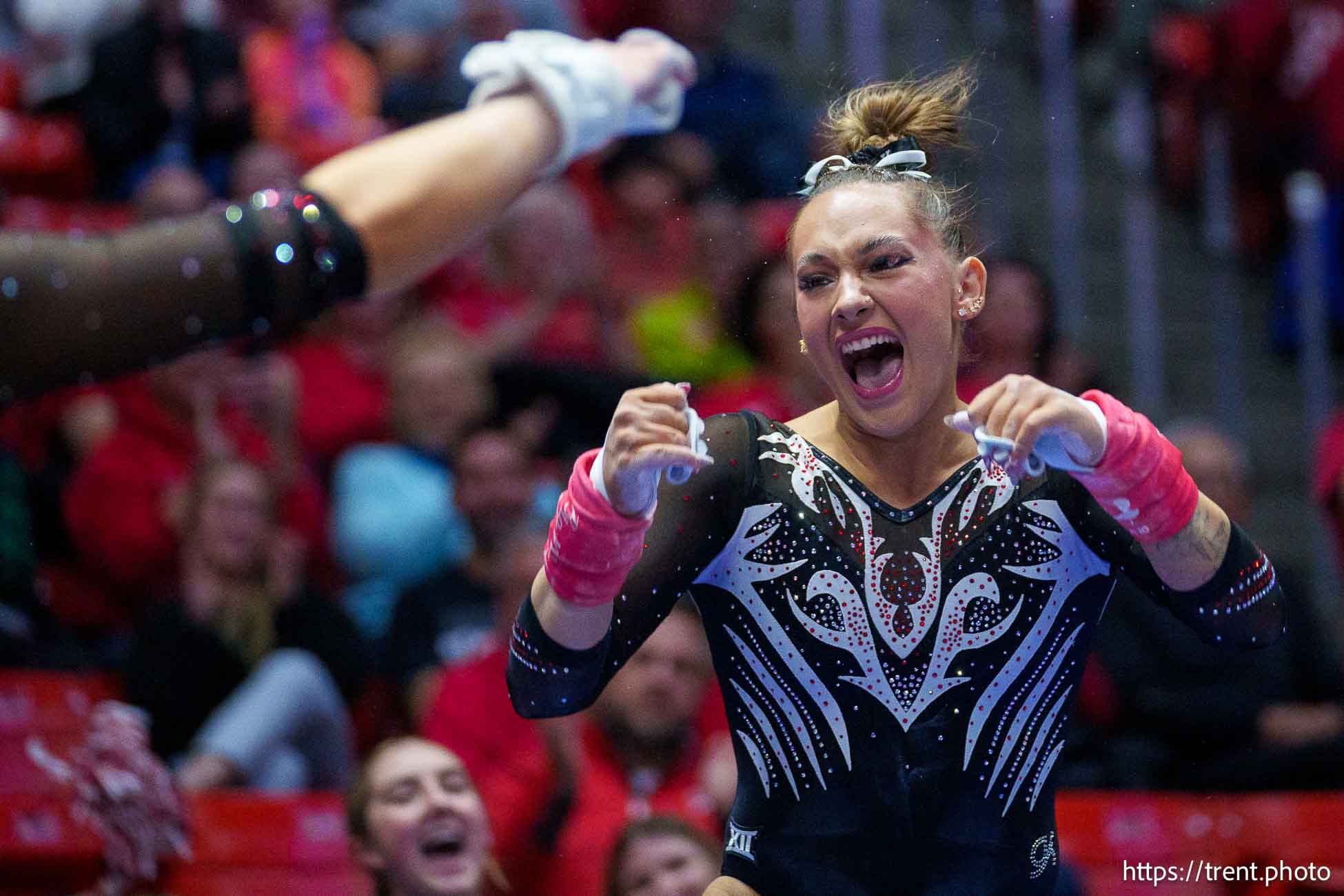 (Trent Nelson  |  The Salt Lake Tribune) Utah's Makenna Smith on bars at Utah Gymnastics' Red Rocks Preview, NCAA gymnastics in Salt Lake City on Friday, Dec. 13, 2024.