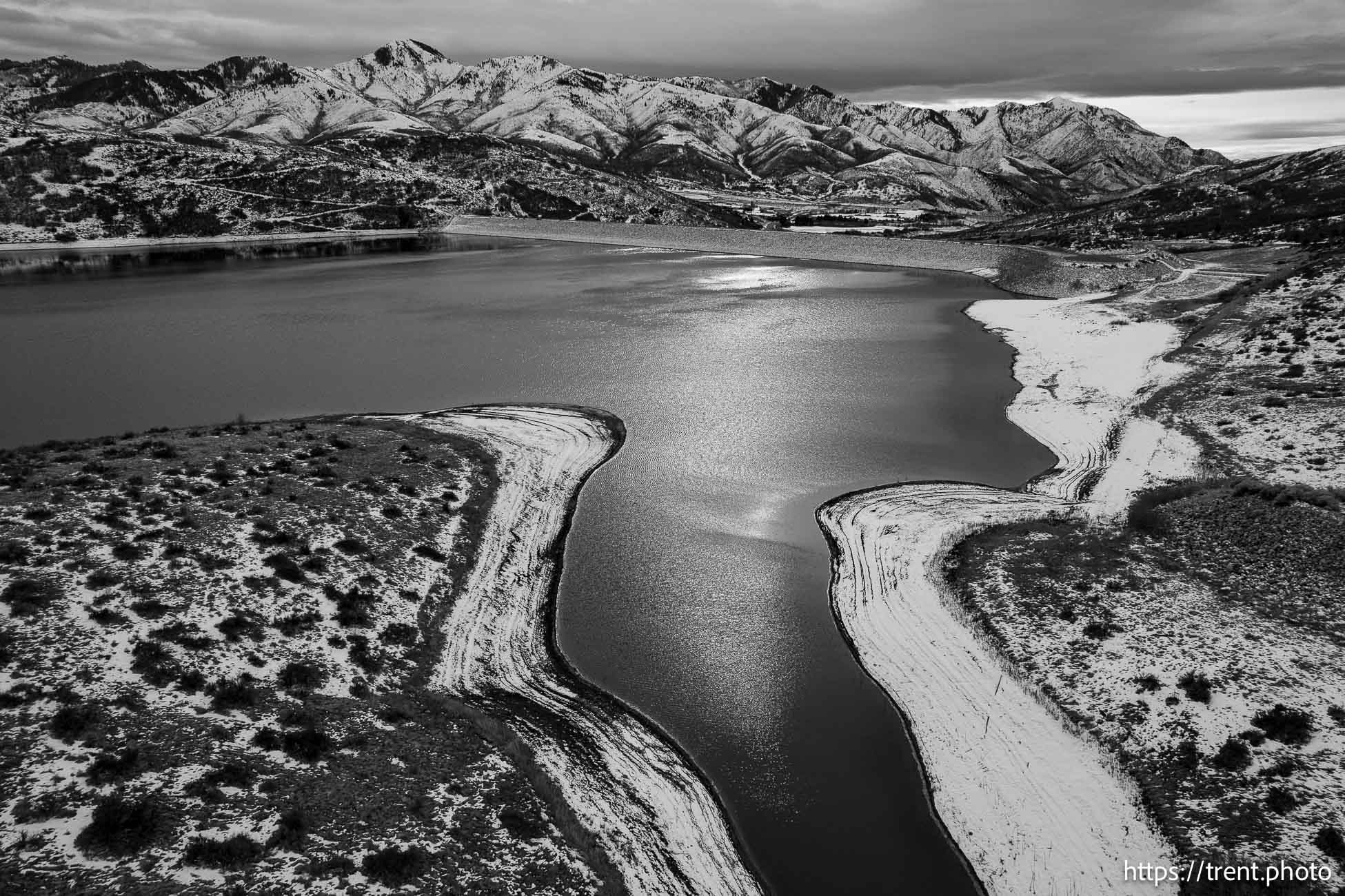 Mountains and Little Dell Reservoir, on Wednesday, Jan. 1, 2025.