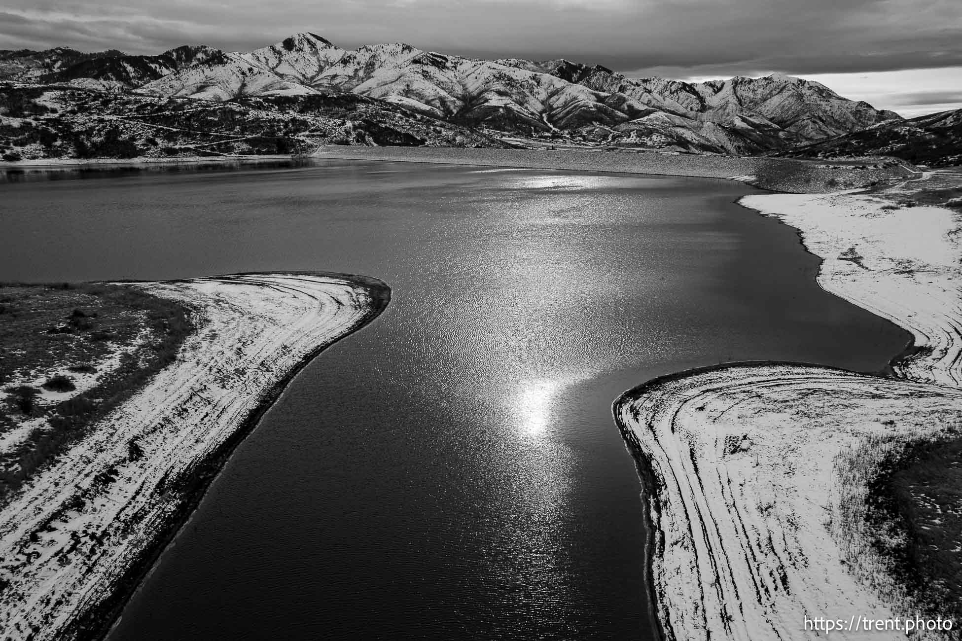 Mountains and Little Dell Reservoir, on Wednesday, Jan. 1, 2025.