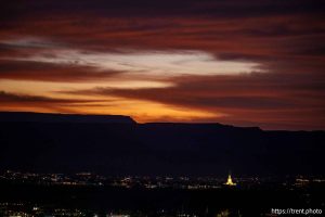 (Trent Nelson  |  The Salt Lake Tribune) Sunrise in St. George on Thursday, Sept. 18, 2025.